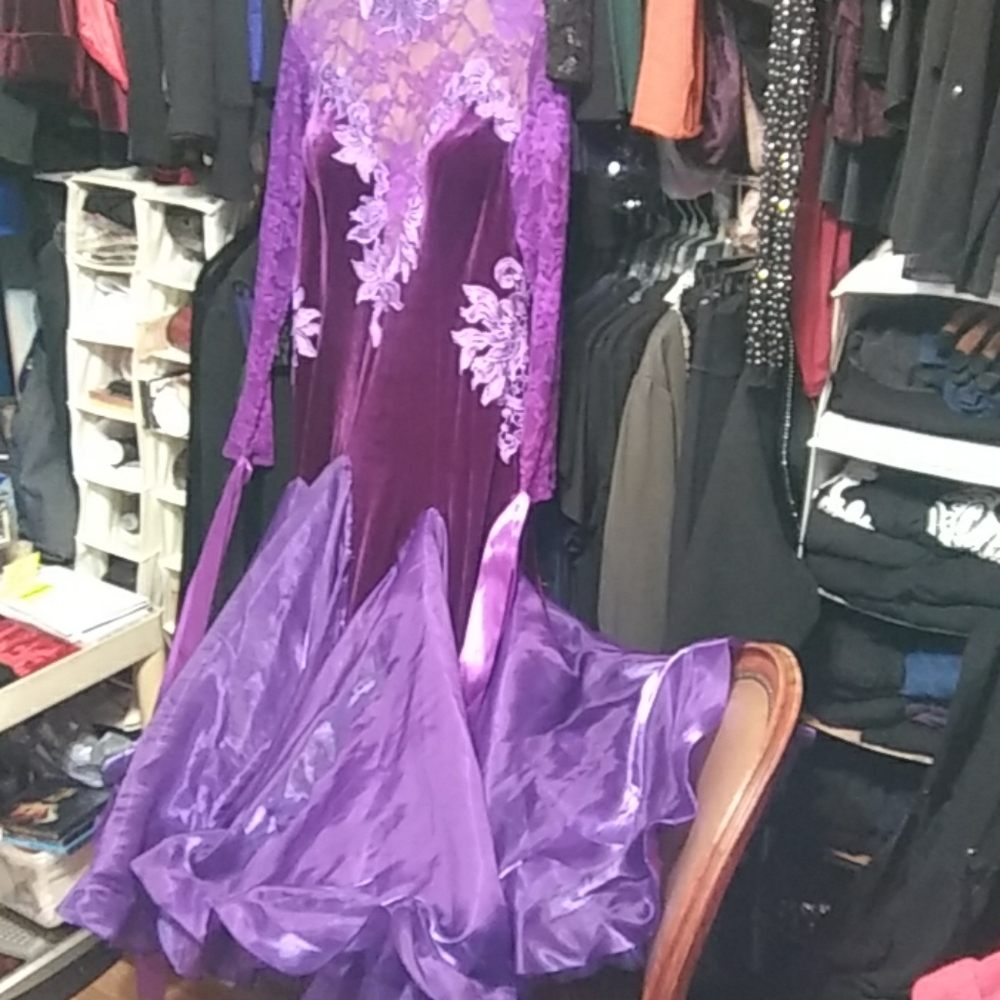 COPY - Ballroom dance dress stretchy lace velvet size 14